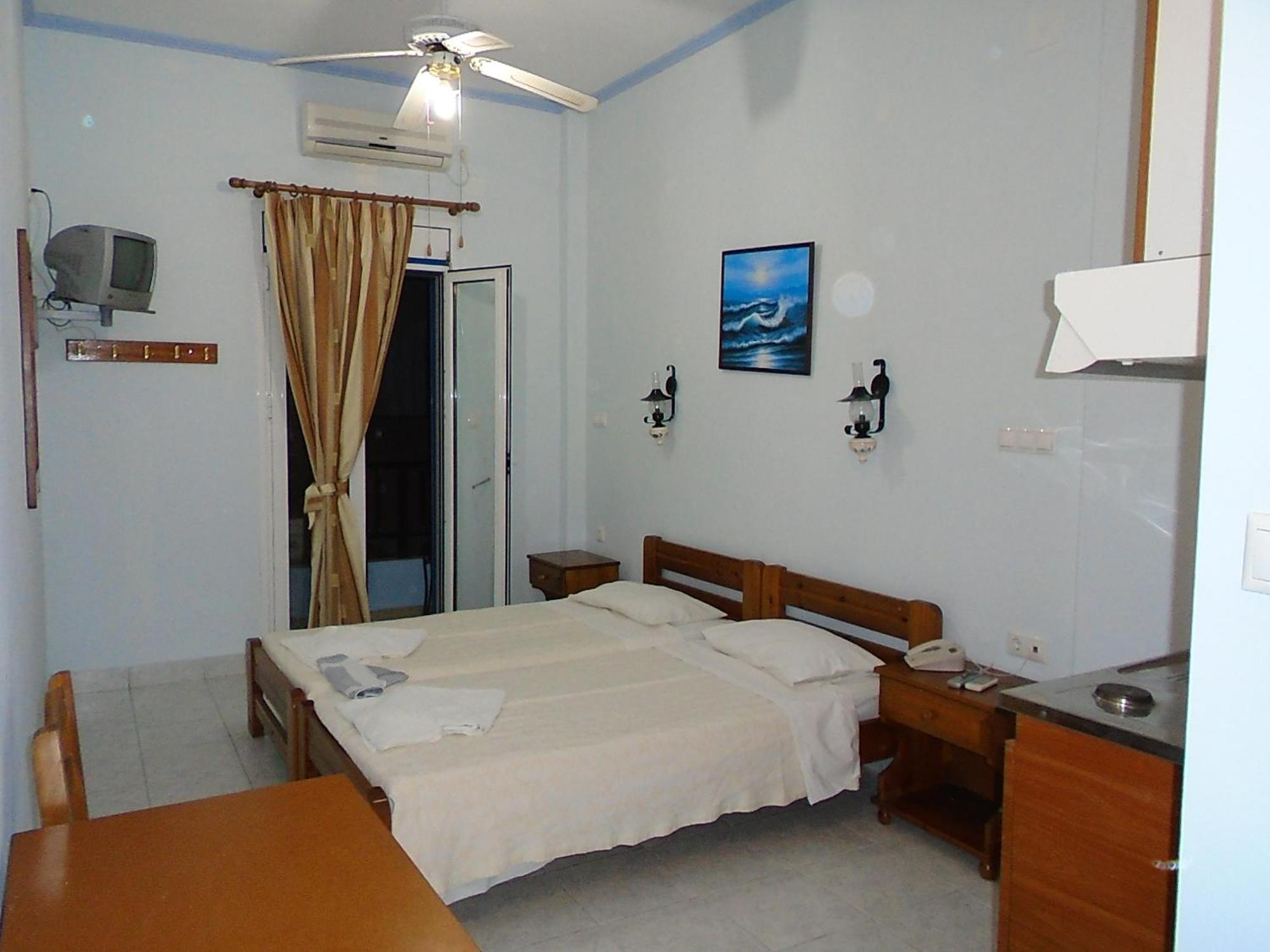 Hotel Asteria Ágios Kírykos Exteriér fotografie