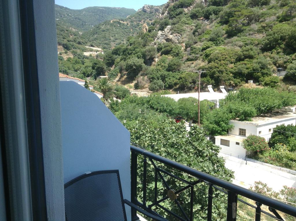 Hotel Asteria Ágios Kírykos Exteriér fotografie