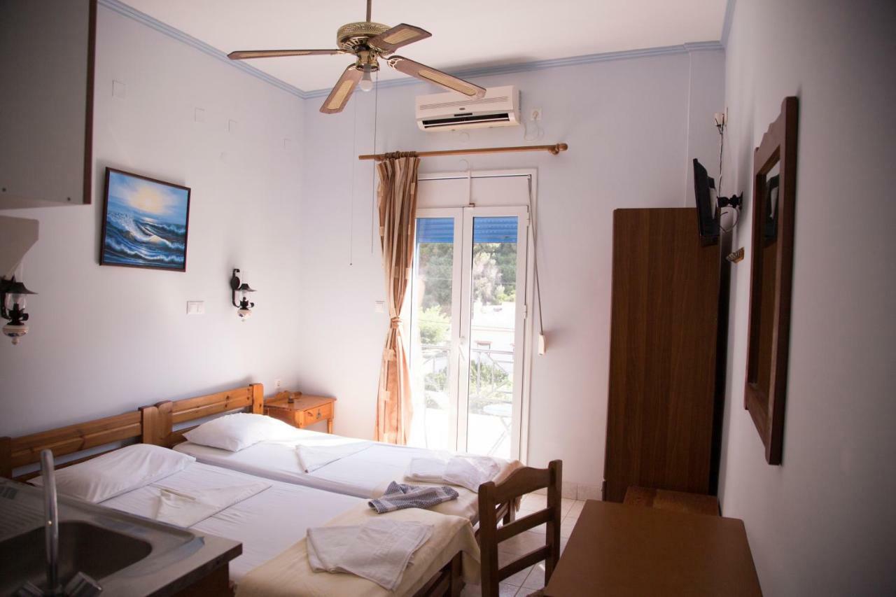 Hotel Asteria Ágios Kírykos Exteriér fotografie